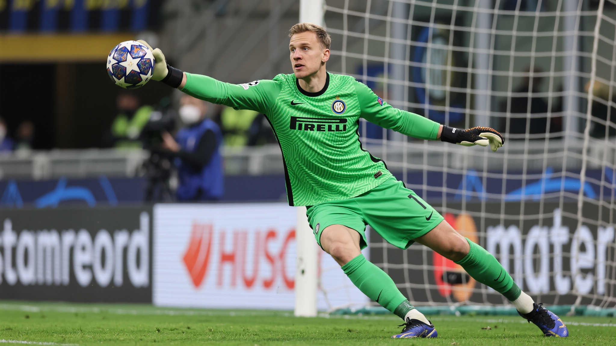 本赛季欧冠零封之王：索默领跑，拉亚、多纳鲁紧随其后